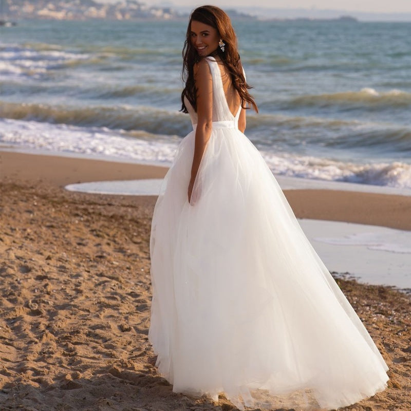 Bord de mer Voyage en plein air Photoshoot Mariée Robe de mariée