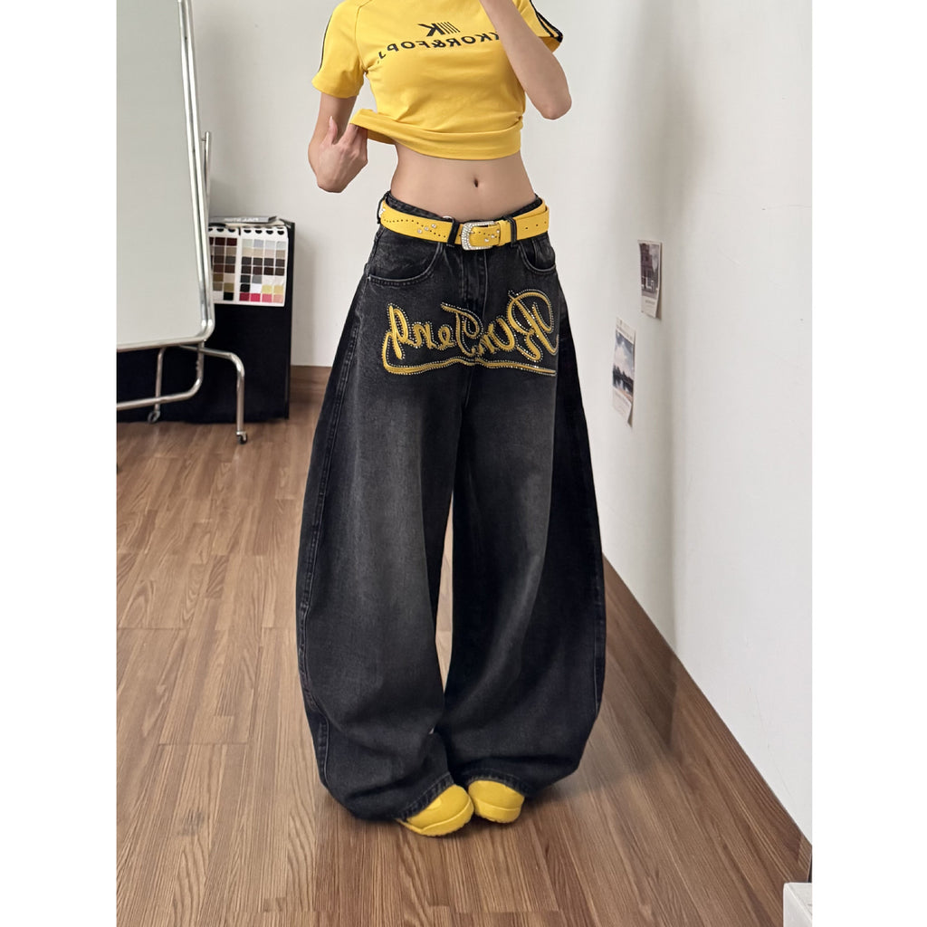 Jeans de denim pour femmes en broderie à lettres chaudes