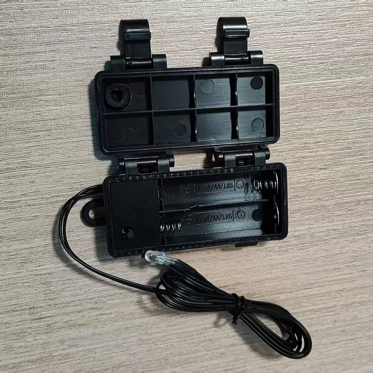 Boîte à batterie extérieure avec bande LED et minuterie