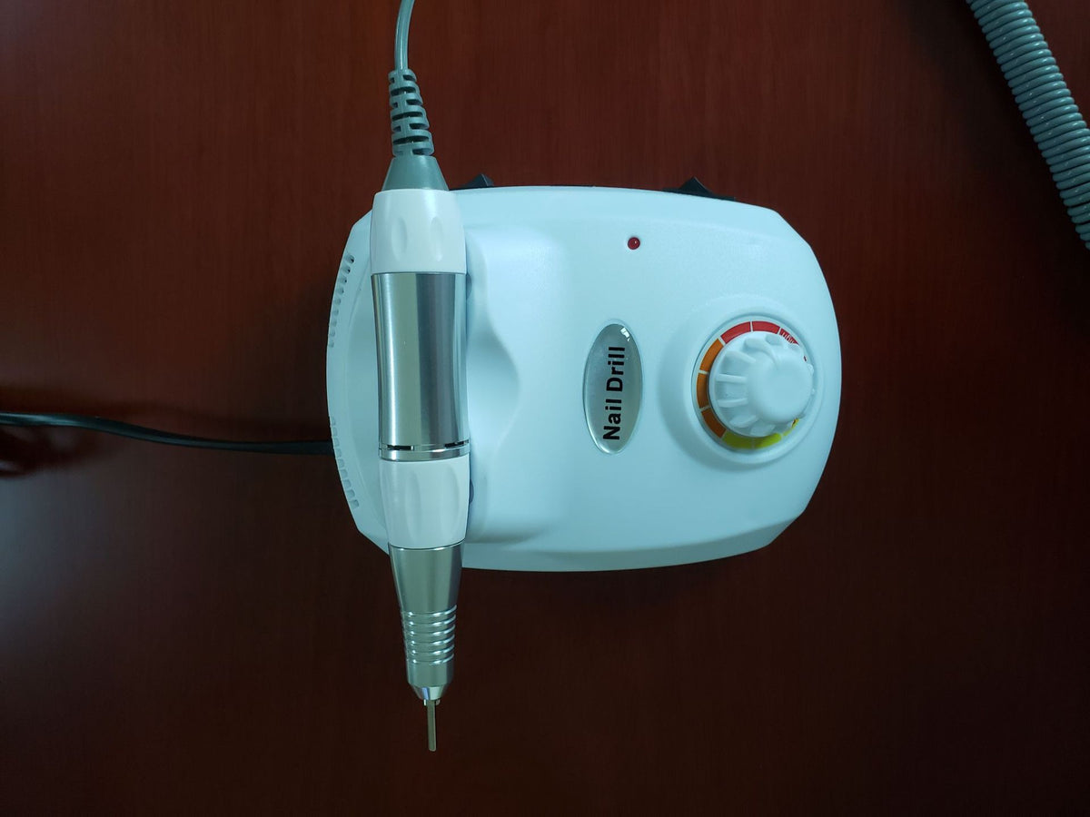 Traitement de la machine de polissage des ongles