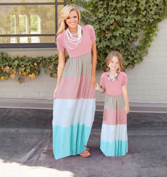 Robe de parent-enfant à manches courtes pour femmes