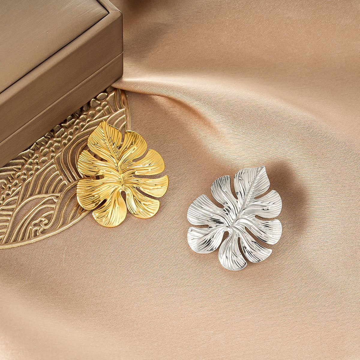 Boucles d'oreilles de pression en acier inoxydable vintage européen et américain