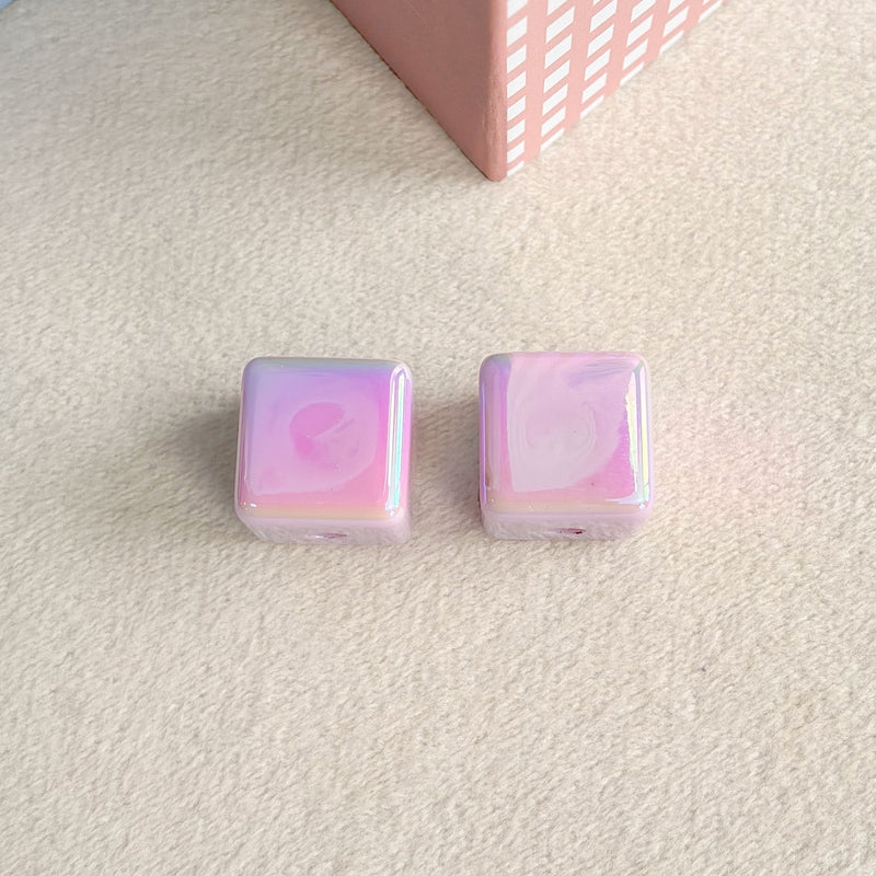 Perles en Cube acrylique plaqué UV