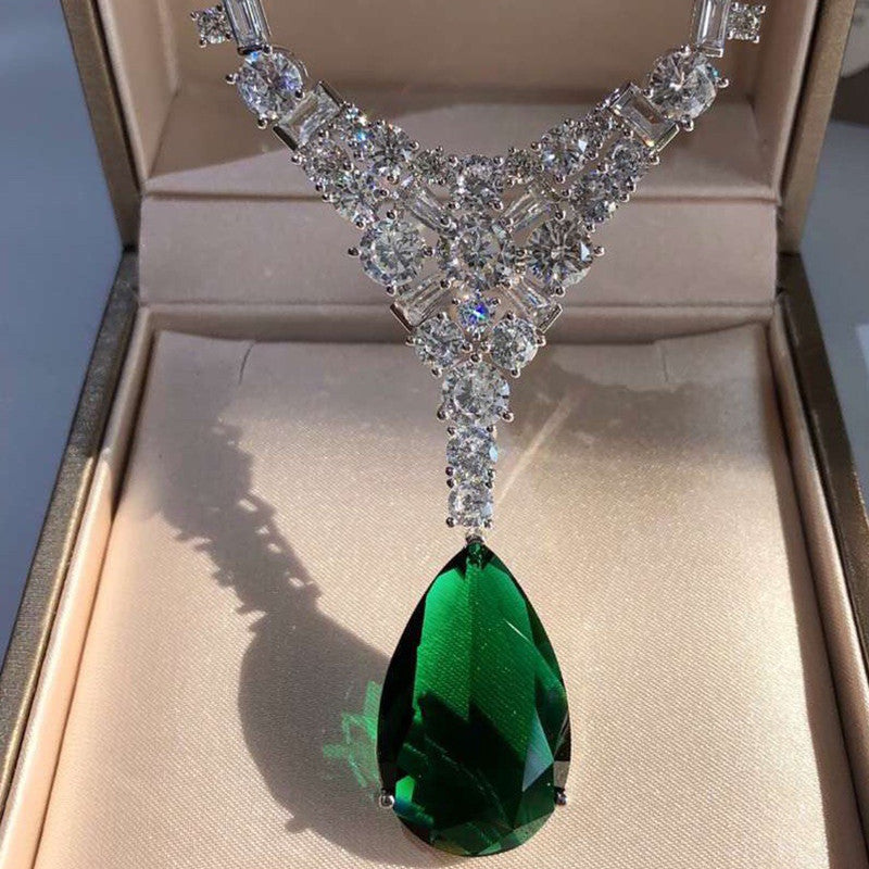 Argent plaqué or Moissan Diamond Pendentif Collier naturel émeraude