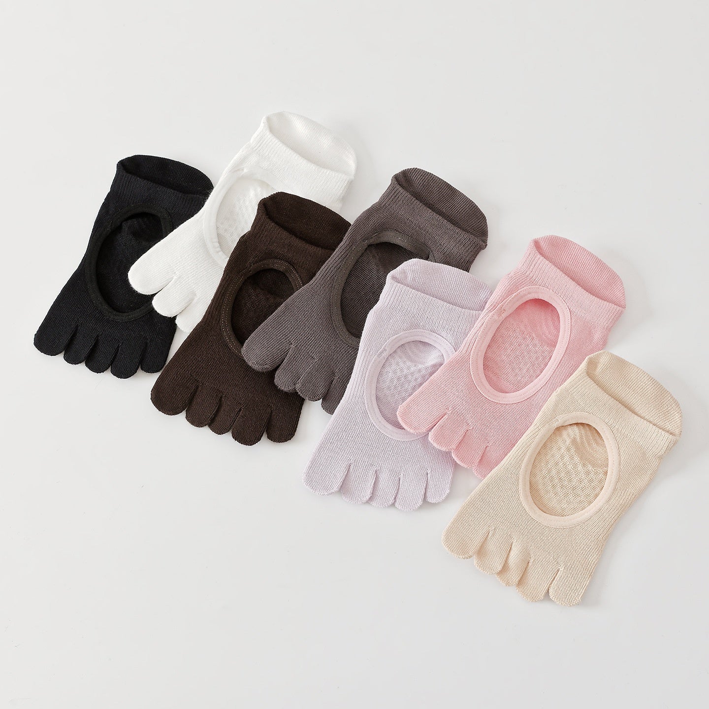 Chaussettes de yoga pour femmes d'été avec talons coupés et design sans dos