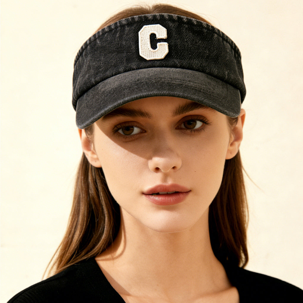 Broderie lavée simple Lettre tridimensionnelle C Chapeau rond pour usage extérieur