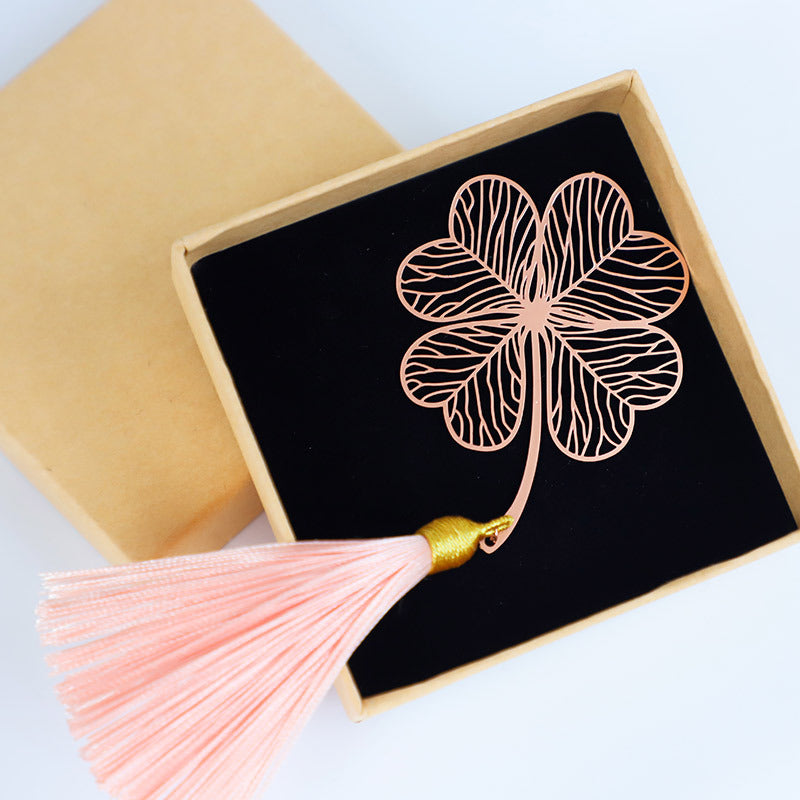 Motif de papier créatif en métal Plaqué creux Feuille d'érable Tassel Apricot Feuille Signet