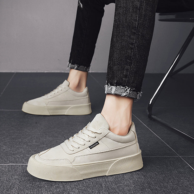 Casual Board Flat Shoes Hommes Respirant Sneakers en dentelle épaisse pour la marche