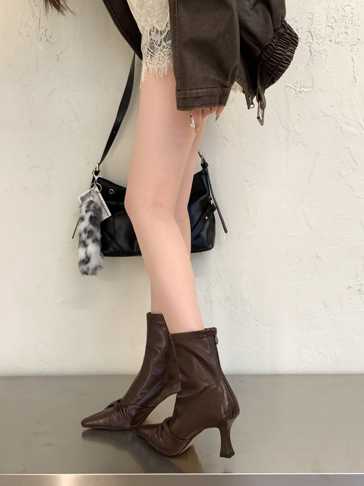 Women's Slim Fit Boots