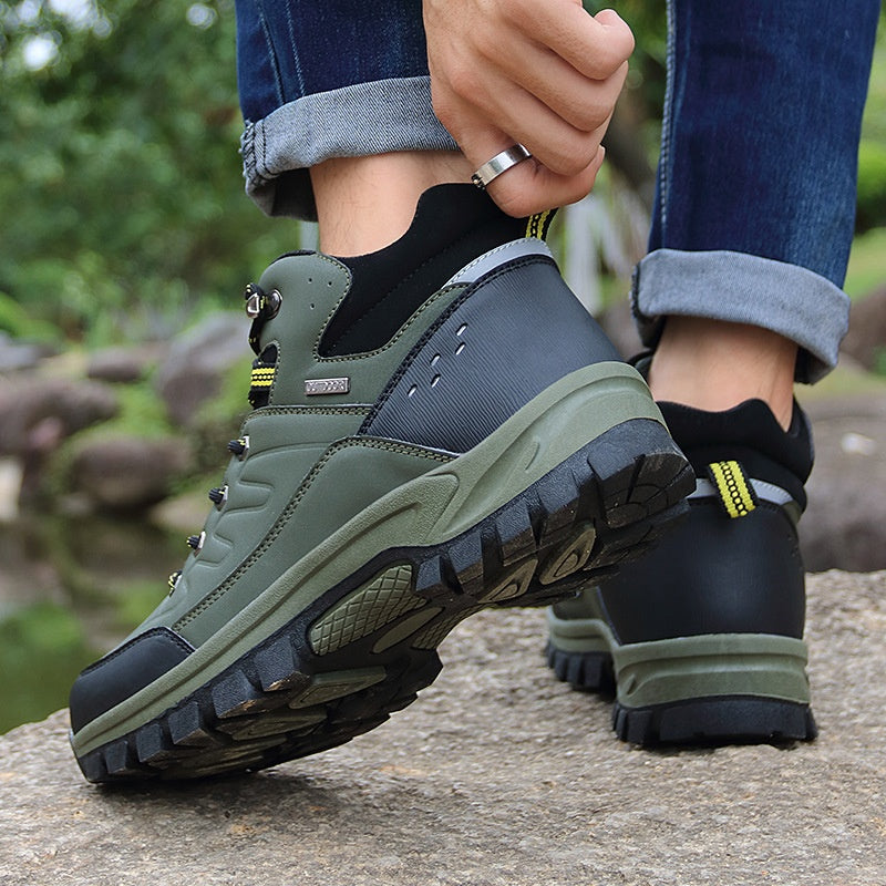 Bottes de randonnée en plein air pour hommes Chaussures monocouches haut de gamme
