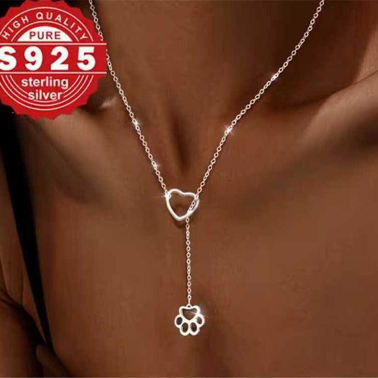Collier de coeur en forme de pince de chat en carré pour les femmes