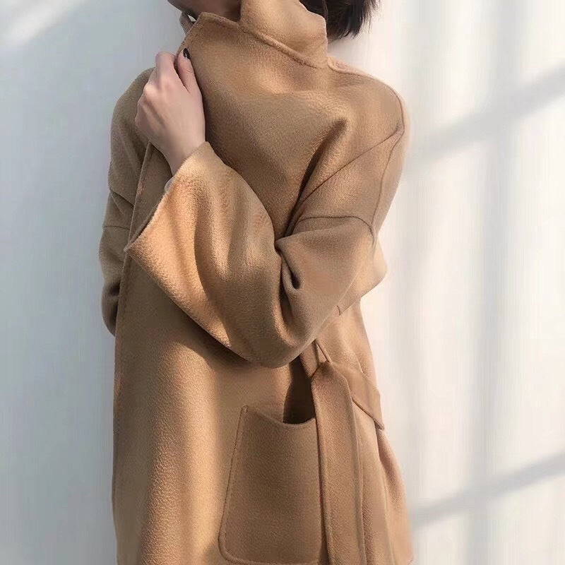 Manteau à double face en laine de longueur moyenne