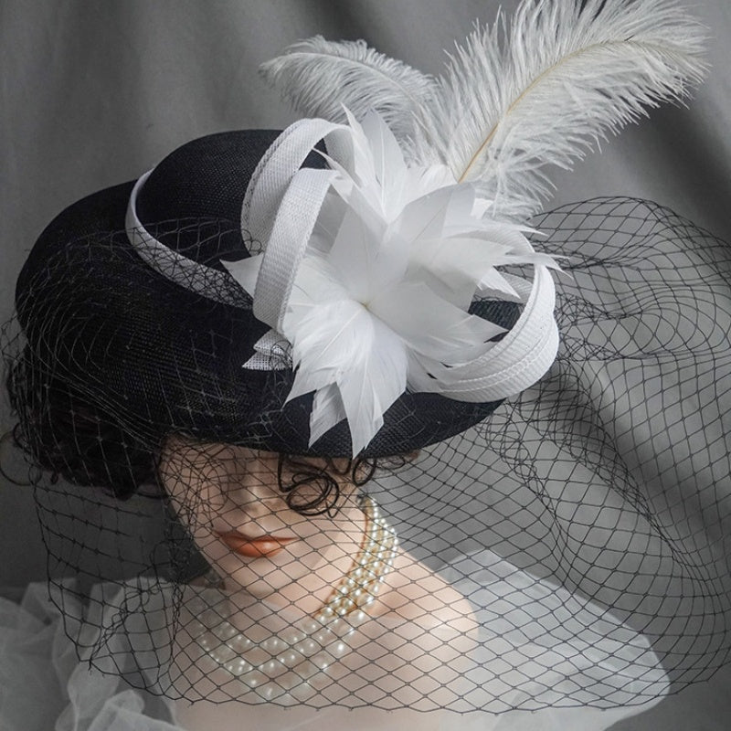 Fascinateur retro de style français Tulle avec plumes et fleurs