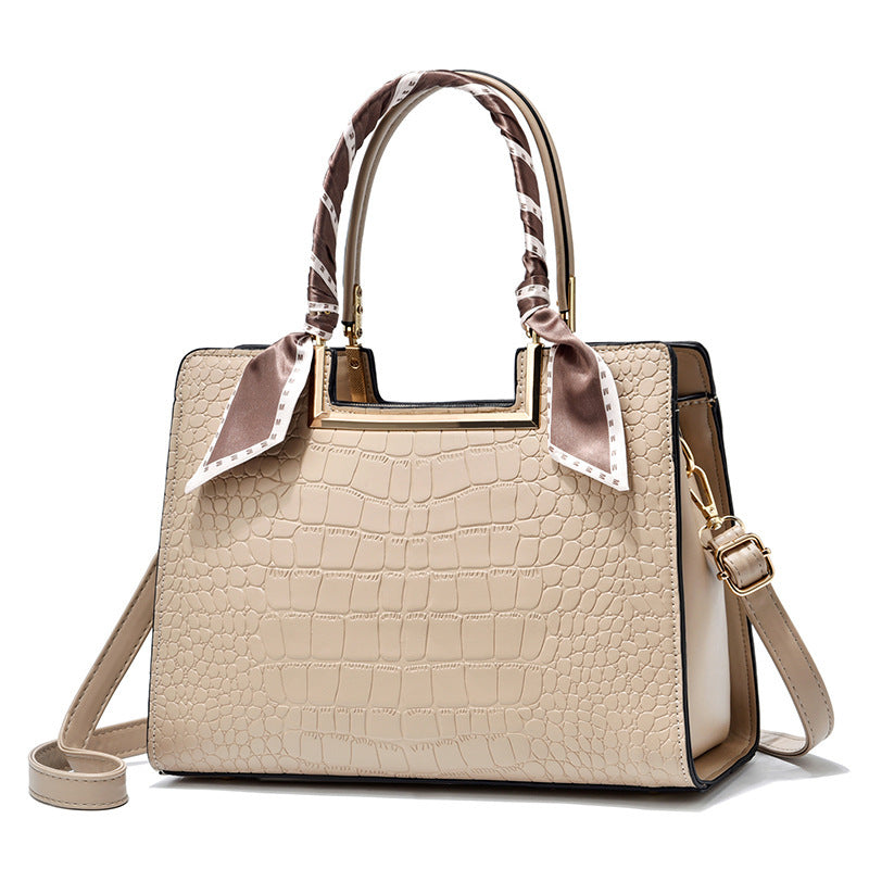 Sac transversal polyvalent de grande capacité