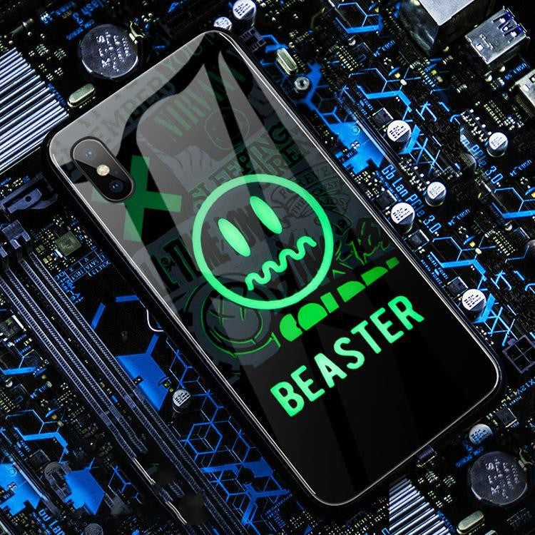Boîtier de téléphone en verre émis par la lumière entrante