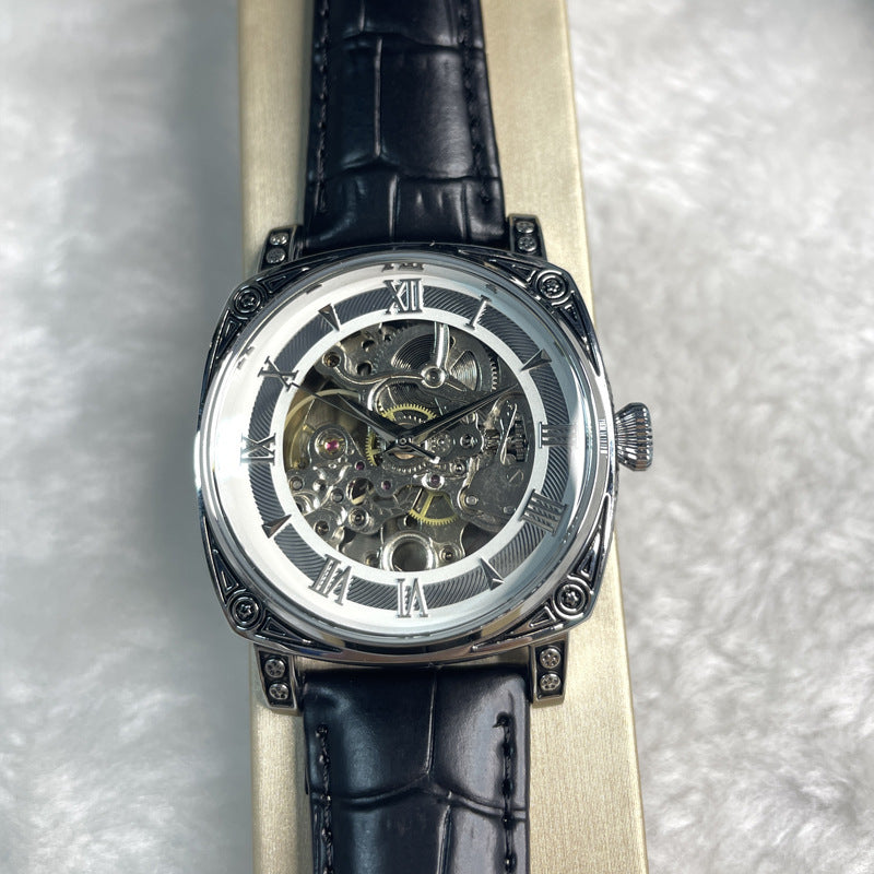 Montre d'affaires Hollow Out Mode Trendy Sports