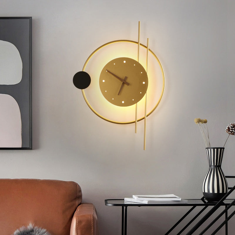 Lampe de mur de l'horloge simple vraie horloge