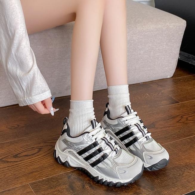 Chaussures d'entrainement allemandes polyvalentes et épaisses