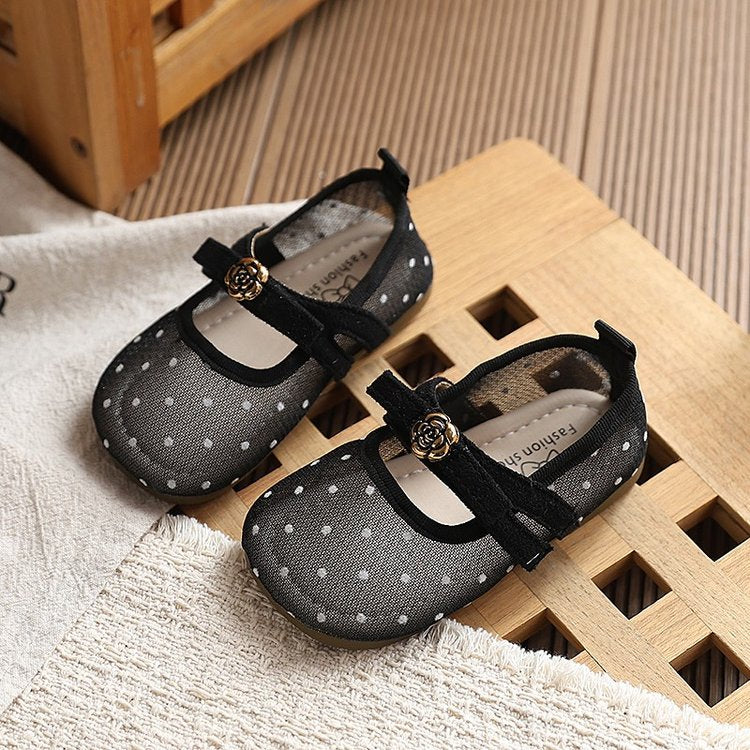Chaussure simple pour les filles et les enfants