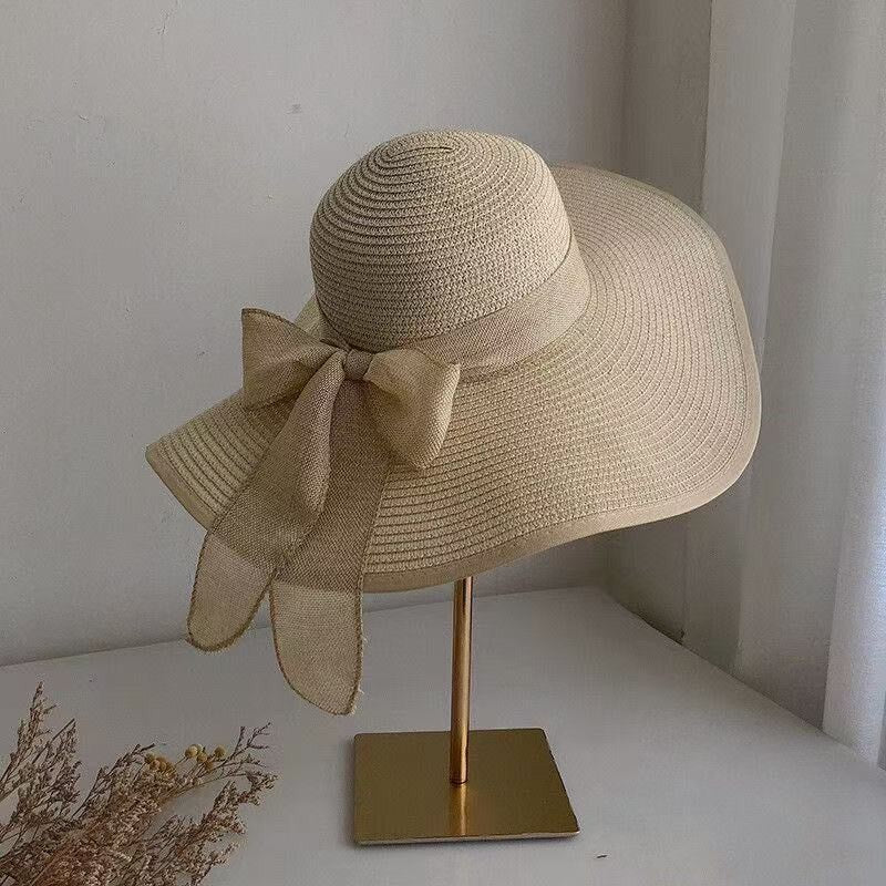 Chapeau de style français Bow Straw pour femmes Protection solaire d'été avec une large brim
