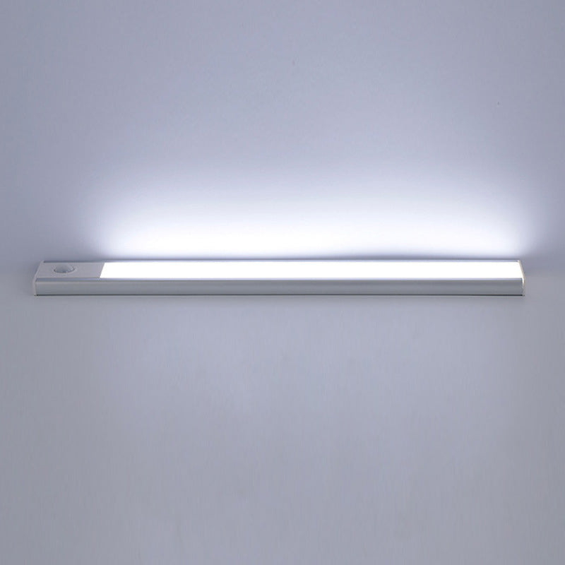 Lumière de placard magnétique à induction en aluminium