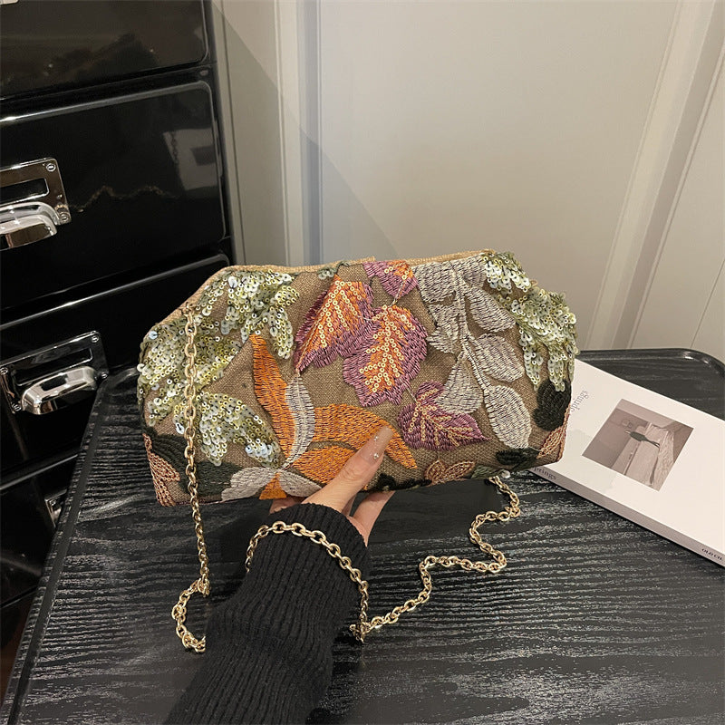 Sac à embrayage de mode brodé chaîne
