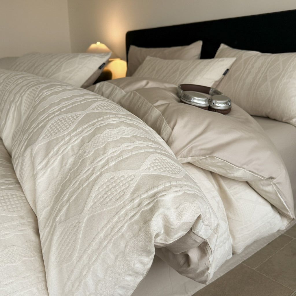 Grand ensemble de quatre pièces Jacquard Pure Cotton avec une touche de légère couverture de luxe et lit