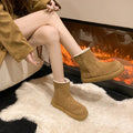 Bottes de laine d'agneau et de peluche rétro