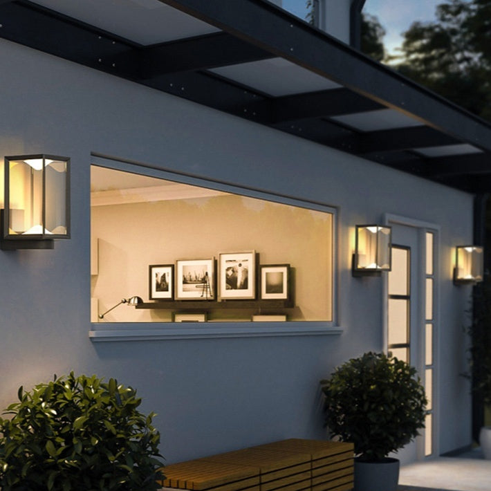 Courtyard Grand Gate Outdoor Villa Solar Wall Light