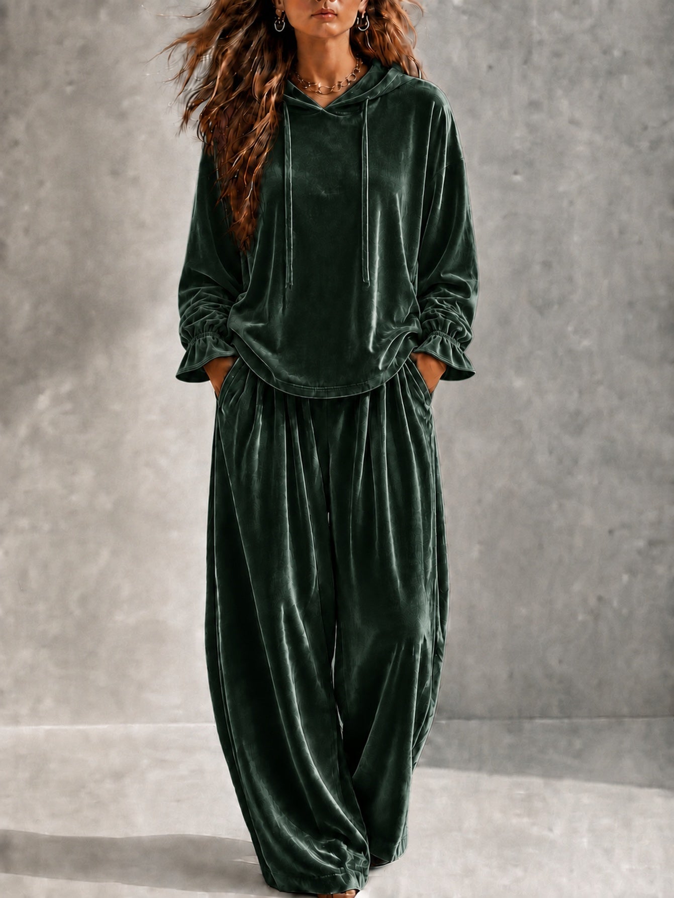 Pantalons longs à large jambe doux et lisse pour les femmes dans un ensemble en deux parties