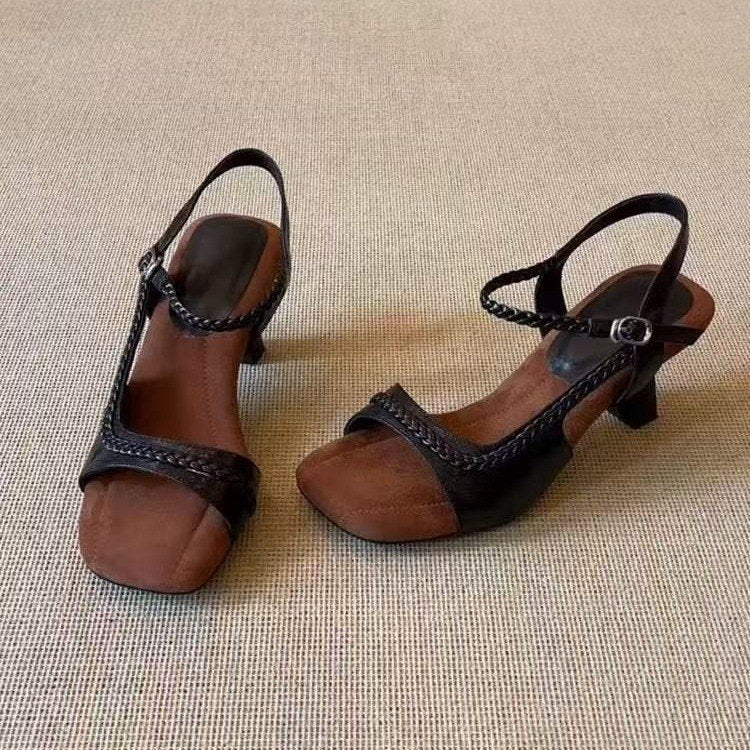 Les femmes d'été Retro One Strap Buckle Woven Square Toe Sandales ouvertes aux pieds