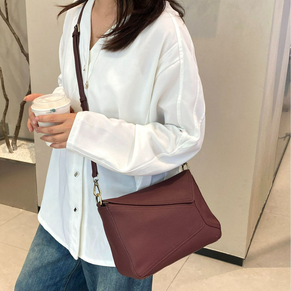 Première couche Cowhide Épaule et sac en cuir véritable modelé Et minimaliste