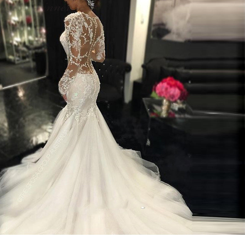 Trailing blanc Tempérament est mince et longue robe de mariée de dentelle