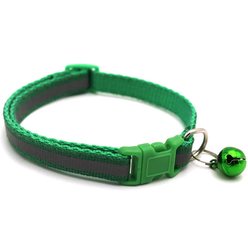 Collier de poupée en peluche avec boucle colorée