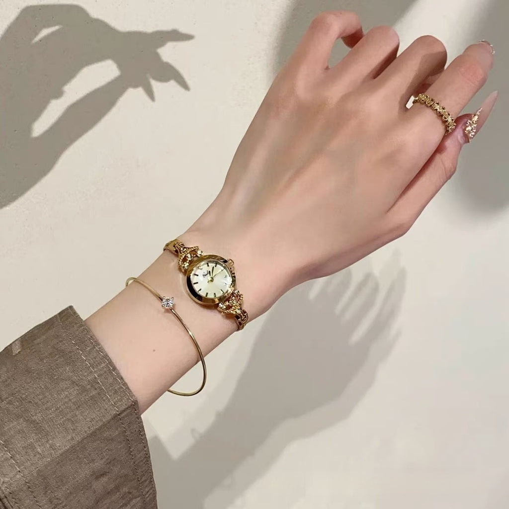 Montre en alliage élégant et minimaliste pour femmes