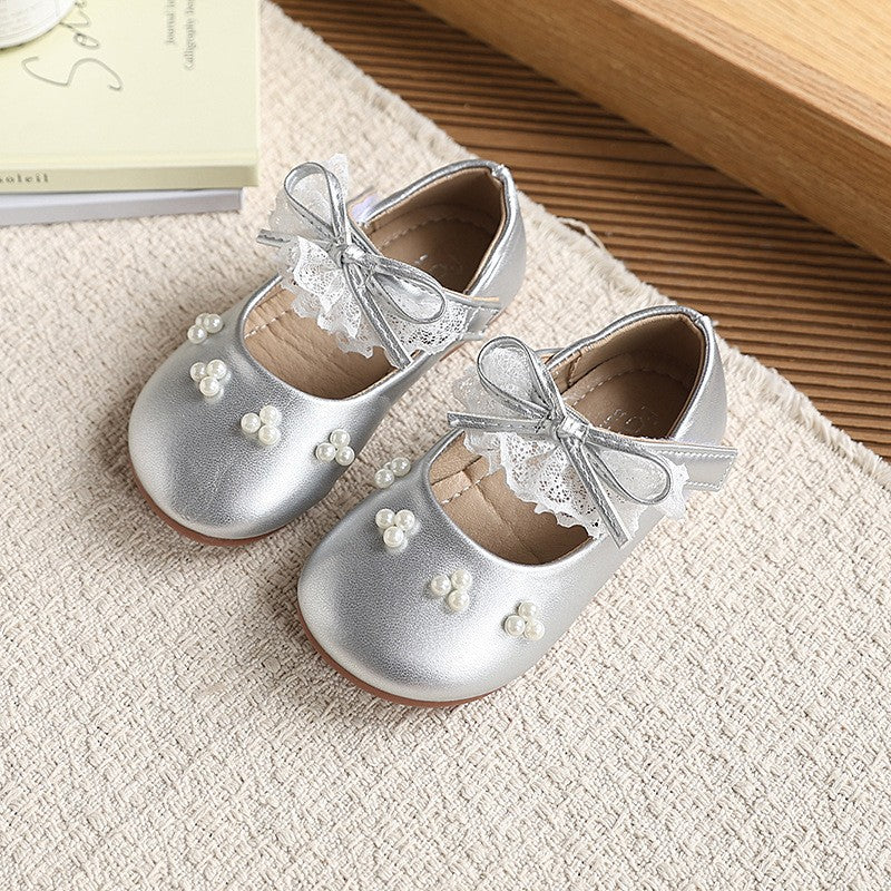 Girls' leather shoes