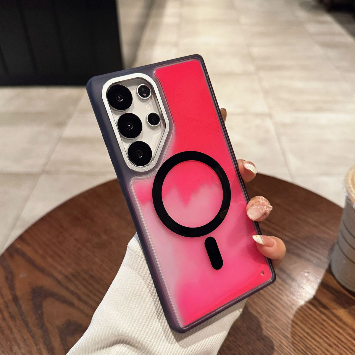 Lumineux Quicksand S25Ultra boîtier de téléphone à aspiration magnétique