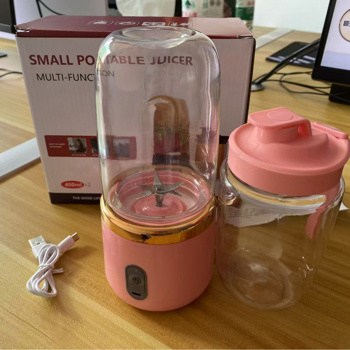 Petit jus portable rechargeable