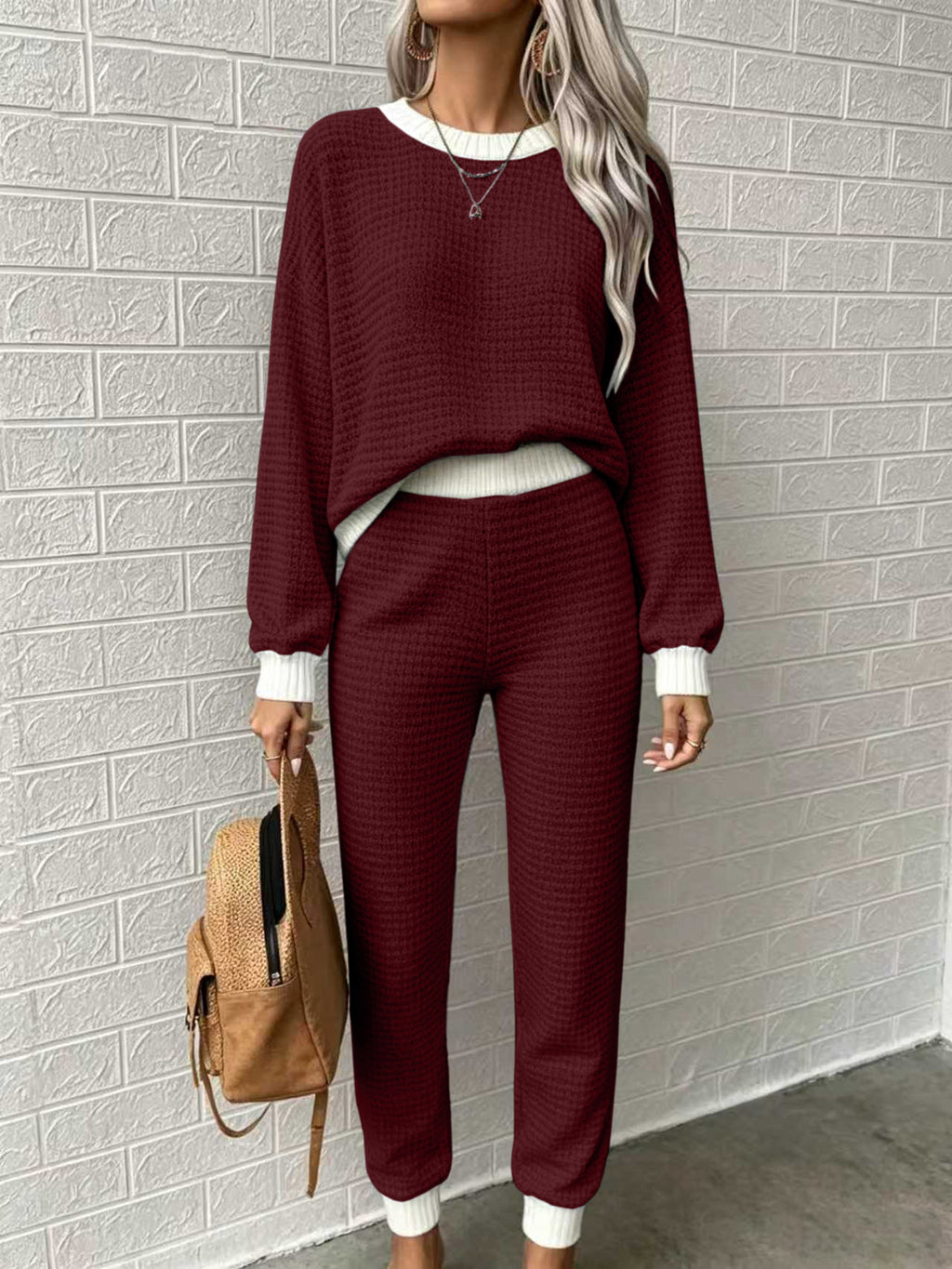 Sweat-shirt d'équipage et pantalons à deux pièces