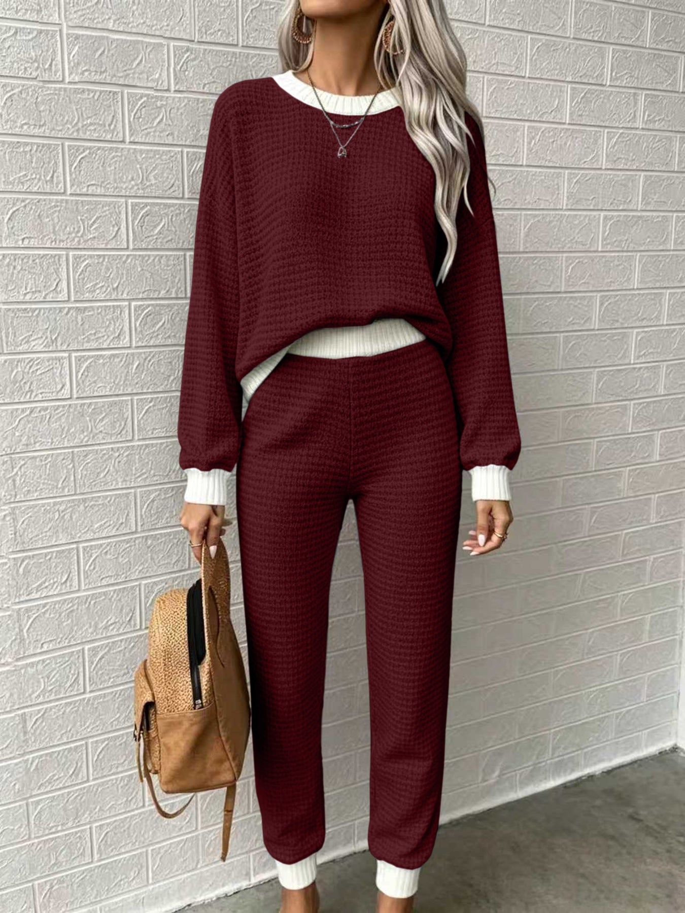 Sweat-shirt d'équipage et pantalons à deux pièces