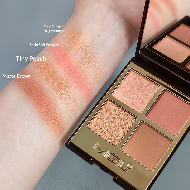 Matte et Pearly Tous les jours Terre ton Quad Eyeshadow
