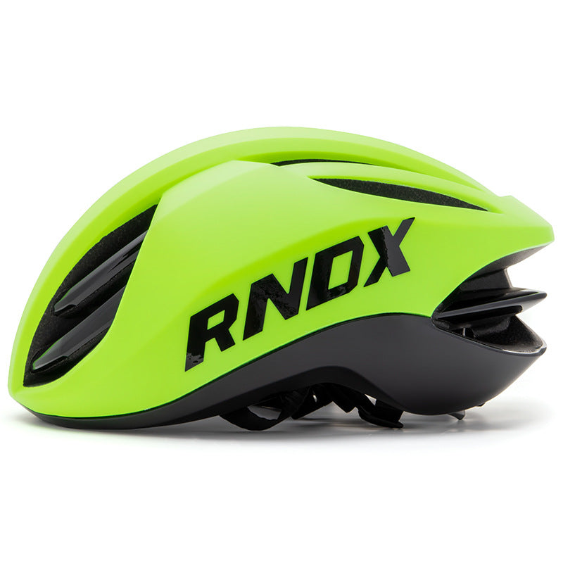 Casque de protection respirant en une seule pièce