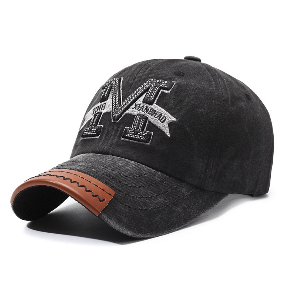 The fashionable men's retro-style three-dimensional embroidered M-letter base