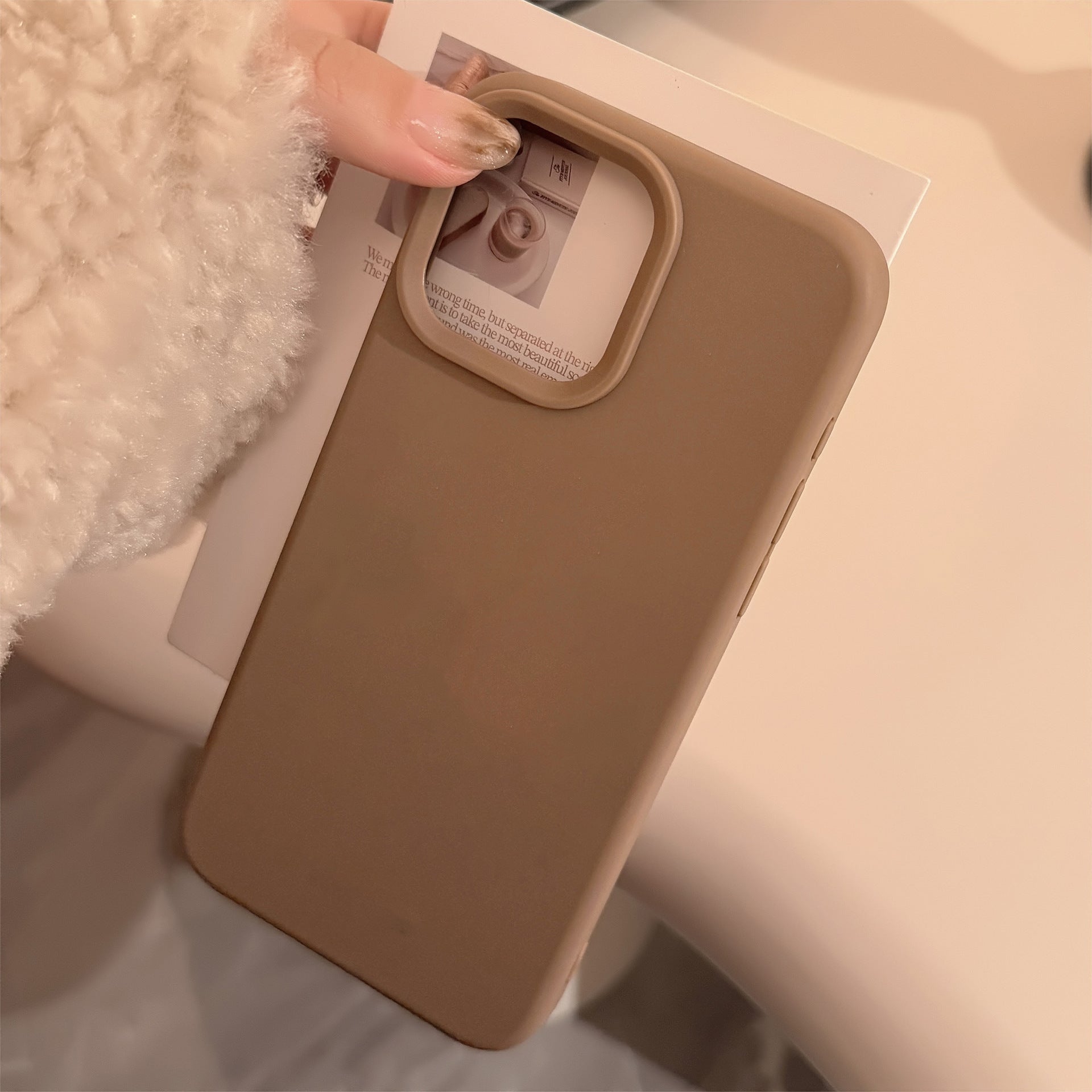 Pure couleur simple boîtier de téléphone en silicone avancé