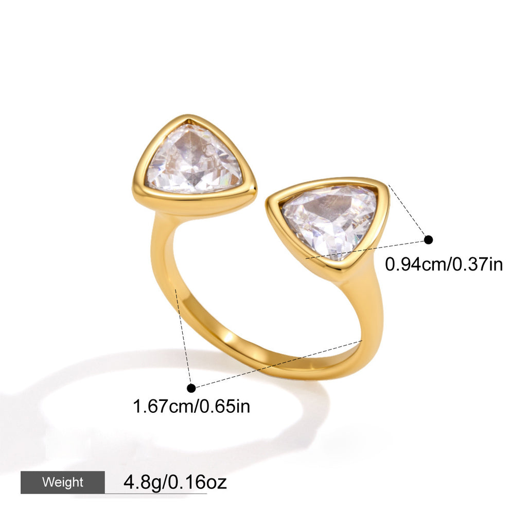 Anneau triangulaire en acier au titane avec niche Zircon et haut de gamme
