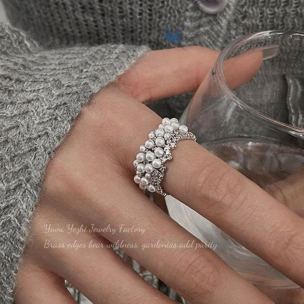 French Light Luxury Elegant Pearl Baby's Breath Bague Cuivre plaqué Real Gold Ajustable Op