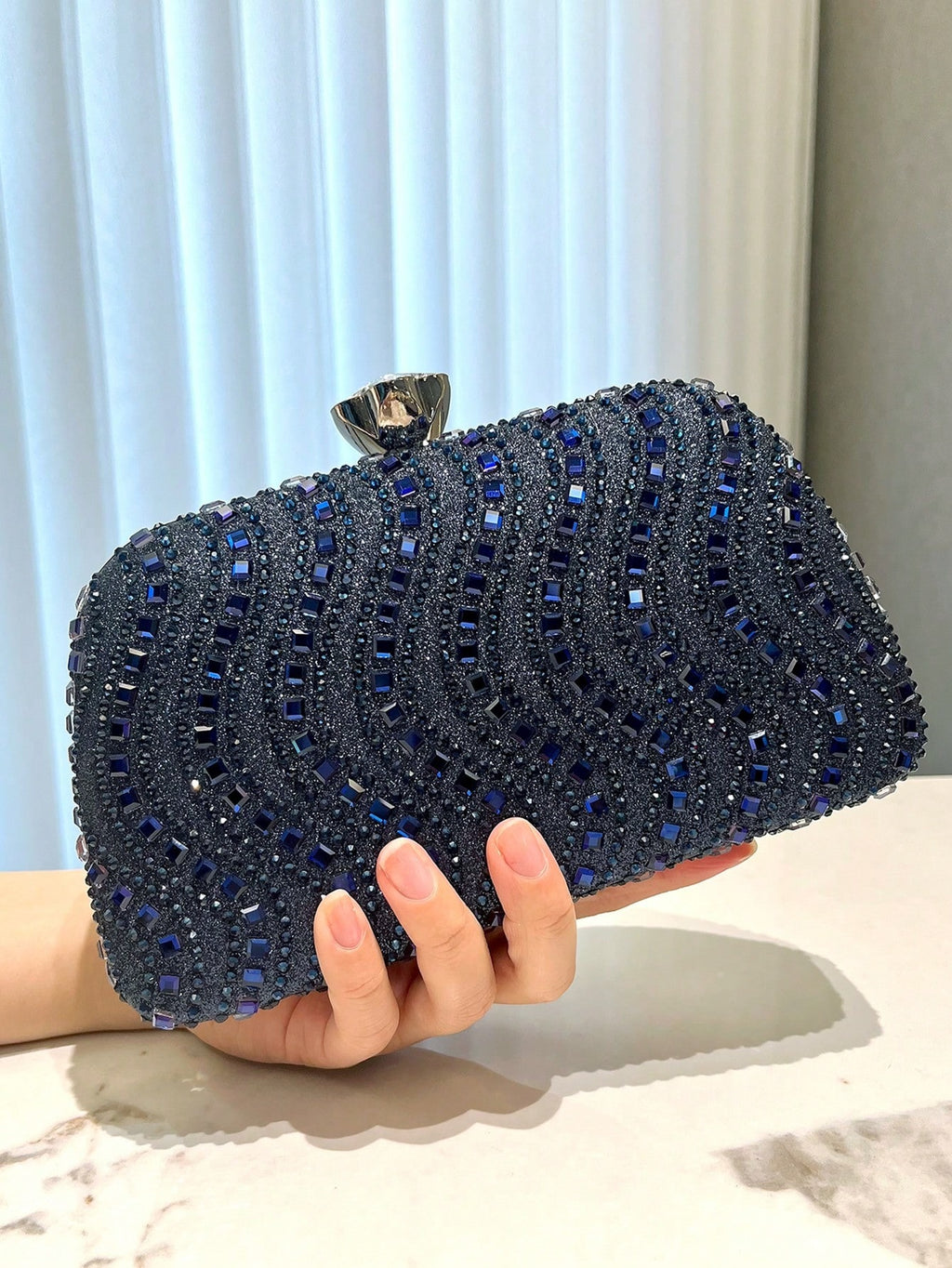 Sac de soirée en Strass Sparkling double face orné de diamants