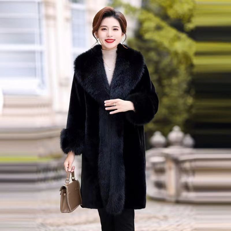 Surdimensionné Mink Fur Coat avec Faux Fox Fur Collar