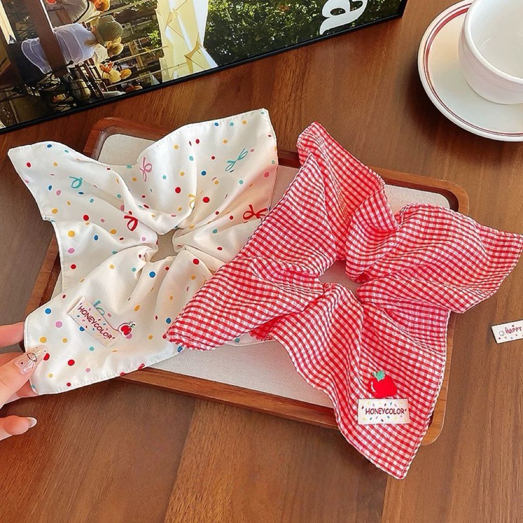 Mignon coloré Polka-dot Floral Carré des cheveux
