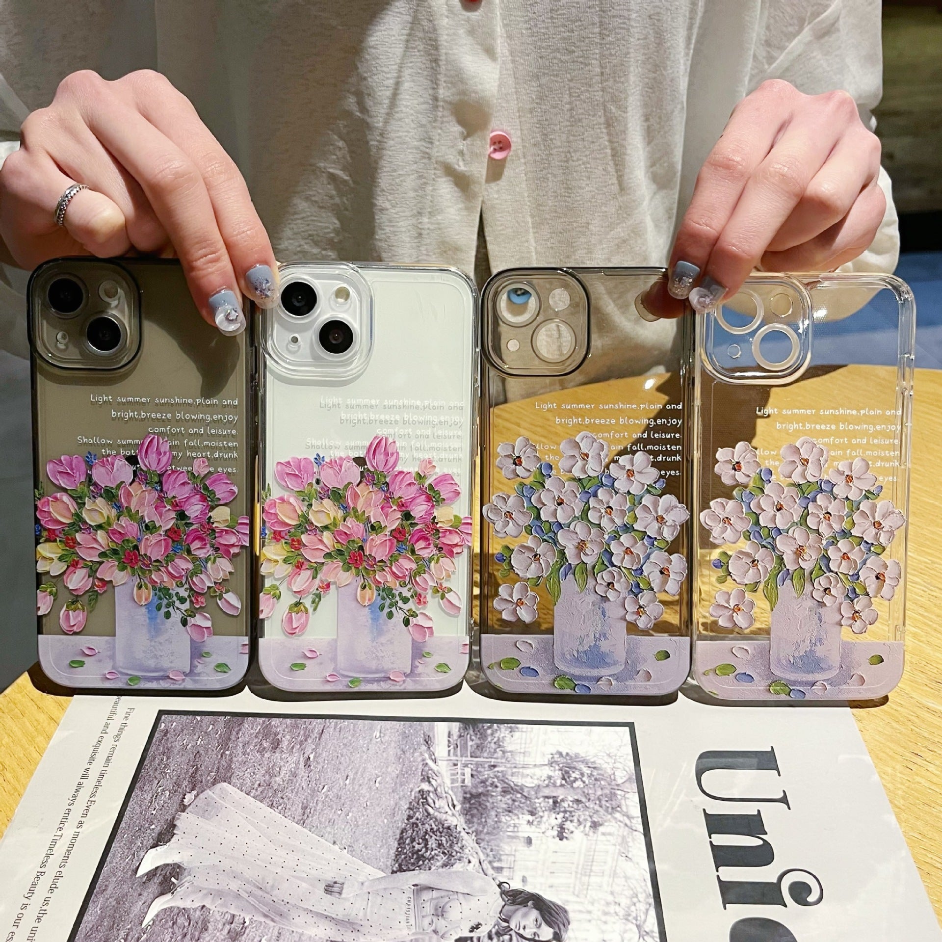 Étui téléphonique de protection transparent de petite fleur simple